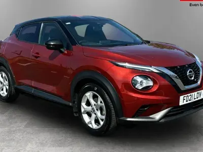 Used Nissan Juke N-Connecta 114 HP (83 kW) 2021 Red SUV