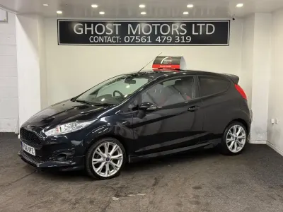 Używany Ford Fiesta Zetec 125 KM (91 kW) 2016 Czarny Hatchback