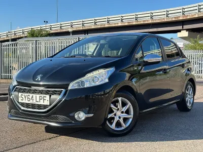 Used Peugeot 208 Style 82 HP (60 kW) 2014 Black Hatchback