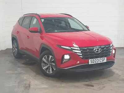 Used Hyundai Tucson SE 150 HP (110 kW) 2023 Red SUV
