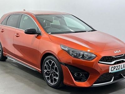 Usado Kia Ceed GT-Line 160 HP (117 kW) 2022 Laranja Citadino