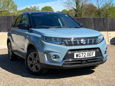 Begagnad Suzuki Vitara SZ-T 2023 Blå SUV