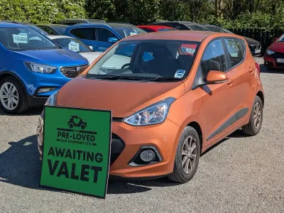 Używany Hyundai i10 Premium 67 KM (49 kW) 2014 Pomarańczowy Hatchback