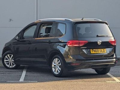 Used VW Touran SE 2018 Black MPV