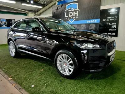 Used Jaguar F-Pace Portfolio 180 HP (132 kW) 2016 Black SUV