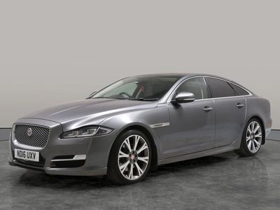 Jaguar XJ