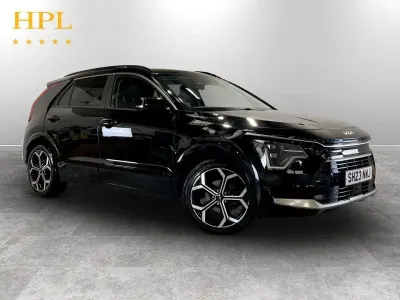 Gebraucht Kia Niro 139 PS (102 kW) 2023 Schwarz SUV