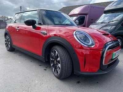Used Mini Cooper S Hatch 135 kW (184 HP) 2022 Red Hatchback