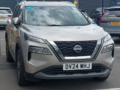 Used Nissan X-Trail N-Connecta 163 HP (119 kW) 2024 Silver SUV