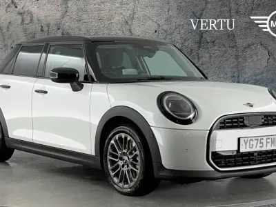 Used Mini Cooper S Hatch 201 HP (147 kW) 2025 White Hatchback