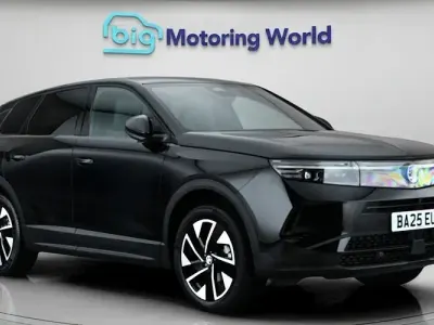 Used Vauxhall Grandland X Ultimate 136 HP (100 kW) 2025 Black SUV