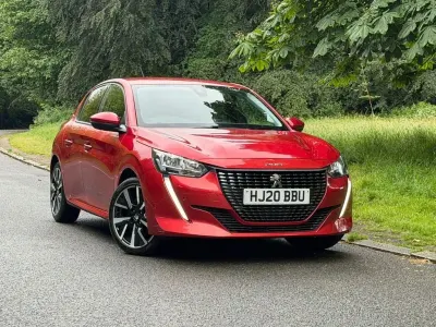 Used Peugeot 208 Allure 100 HP (73 kW) 2020 Red Hatchback