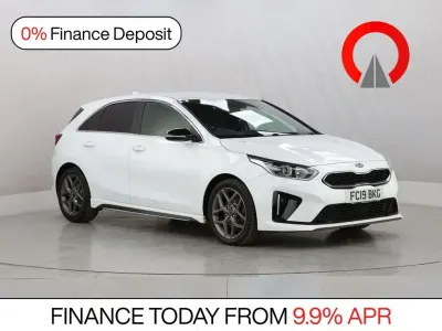 Käytetty Kia Ceed GT-Line 118 HP (86 kW) 2019 Valkoinen Viistoperä