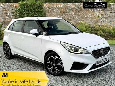 Used MG MG3 Excite 106 HP (77 kW) 2019 White Hatchback