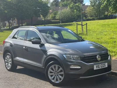Used VW T-Roc SE 150 HP (110 kW) 2020 Grey SUV