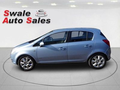 Używany Vauxhall Corsa Design Edition 79 KM (58 kW) 2009 Niebieski Hatchback