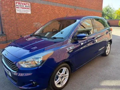 Second-hand Ford Ka Plus Zetec 70 CP (51 kW) 2018 Albastru Hatchback