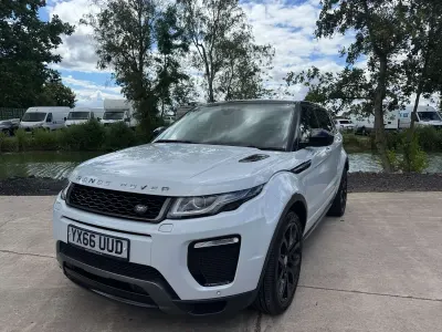 Used Land Rover Range Rover evoque HSE Dynamic 2016 White Estate