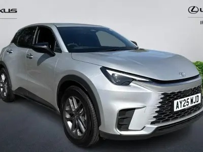 Used Lexus LBX 136 HP (100 kW) 2025 Silver SUV