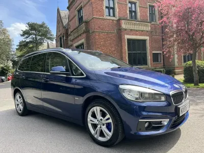 Usado BMW 216 Luxury Line 116 HP (85 kW) 2015 Azul Carrinha