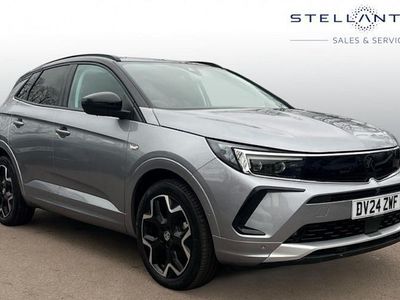 Second-hand Vauxhall Grandland X Ultimate 131 CP (96 kW) 2024 Gri SUV