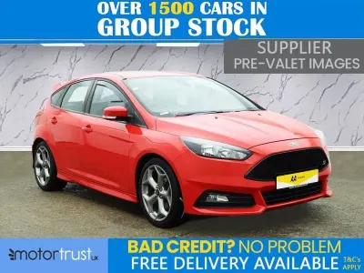 Używany Ford Focus ST 250 KM (183 kW) 2018 Czerwony Hatchback