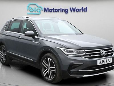 Usado VW Tiguan Elegance 150 HP (110 kW) 2023 Cinzento SUV