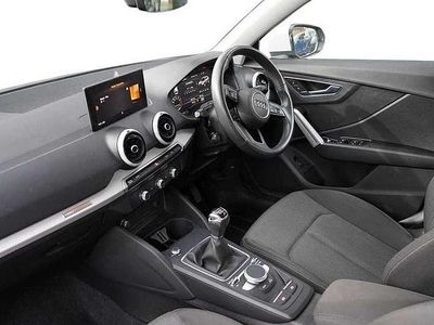 Begagnad Audi Q2 Sport 2021 SUV