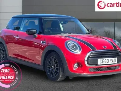 Used Mini Cooper Classic 136 HP (100 kW) 2019 Red Hatchback