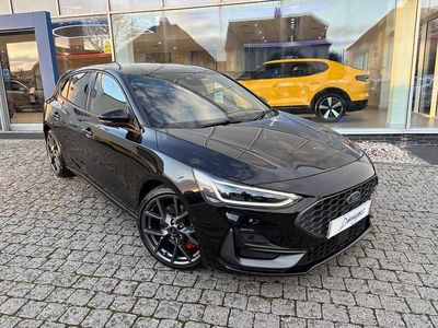Used Ford Focus ST 280 HP (205 kW) 2023 Black Hatchback