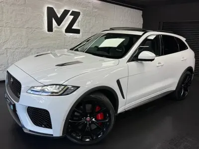 Used Jaguar F-Pace Supercharged 550 HP (404 kW) 2019 White SUV