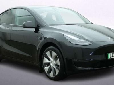 Używany Tesla Model Y Long Range AWD 286 kW (389 KM) 2025 SUV