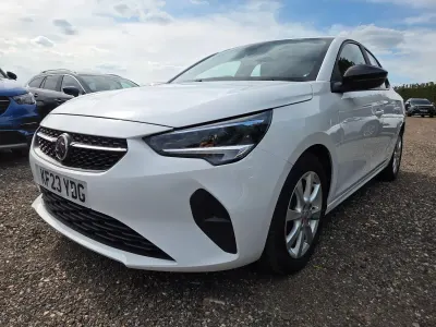 Używany Vauxhall Corsa Design Edition 2023 Biały Hatchback