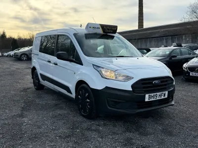 Gebraucht Ford Transit Connect 100 PS (73 kW) 2019 Weiß Van / Kleinbus