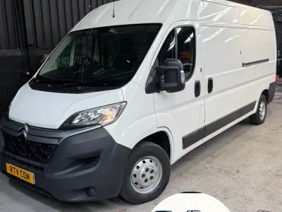Usado Citroën Relay 130 HP (95 kW) 2019 Branco Van