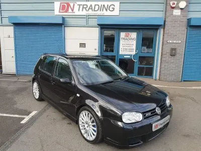 Second-hand VW Golf VIII R 2020 Negru