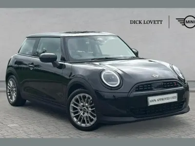 Used Mini Cooper Classic 200 HP (147 kW) 2024 Black Hatchback