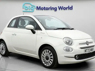 Używany Fiat 500 Dolcevita 69 KM (50 kW) 2022 Biały Hatchback