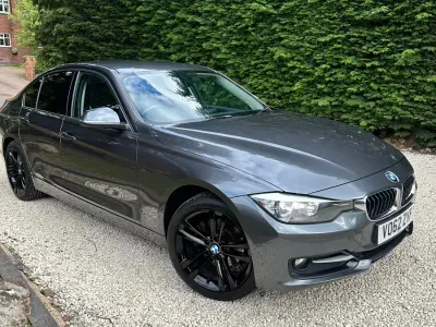 Gebraucht BMW 320 Sport Line 2012 Grau Limousine