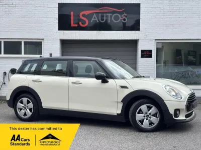 Used Mini Cooper Clubman 136 HP (100 kW) 2017 White Estate