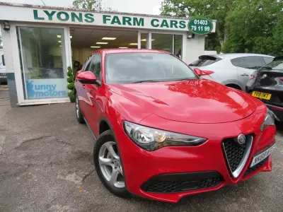 Used Alfa Romeo Stelvio Super 200 HP (147 kW) 2018 Red SUV