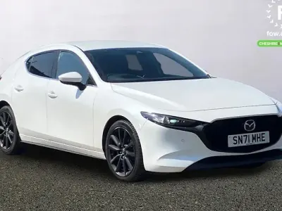 Used Mazda 3 High 179 HP (131 kW) 2021 White Hatchback