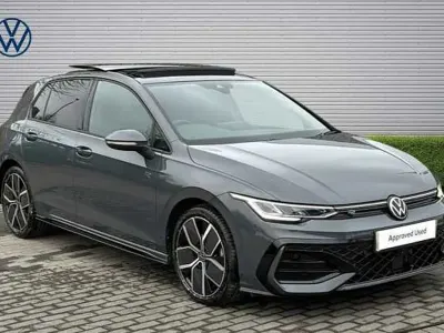 Second-hand VW Golf VIII R-line 150 CP (110 kW) 2025 Gri Hatchback