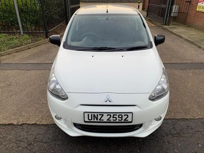 Used Mitsubishi Mirage 2014 White Hatchback
