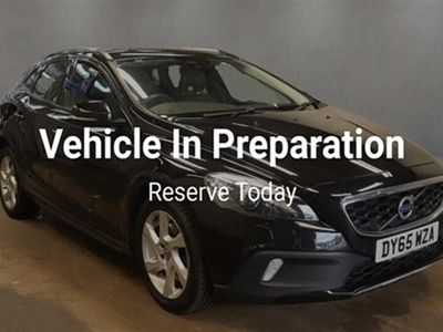 used Volvo V40 CC Cross Country (2015/65)D2 (120bhp) Lux 5d Geartronic