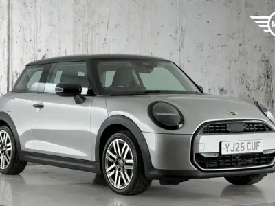 Used Mini Cooper Hatch 113 kW (154 HP) 2025 Silver Hatchback