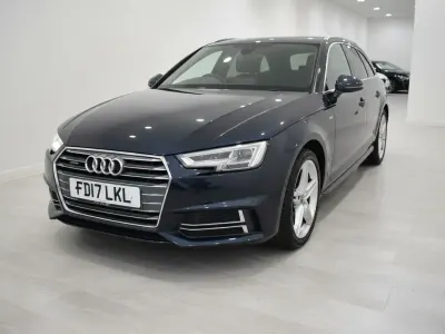 Begagnad Audi A4 S-Line 190 HK (139 kW) 2017 Blå Kombi
