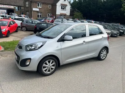 Used Kia Picanto 68 HP (50 kW) 2015 Silver Hatchback