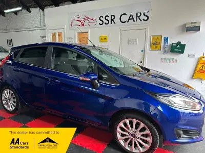 Used Ford Fiesta Titanium X 125 HP (91 kW) 2015 Blue Hatchback