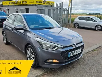 Used Hyundai i20 SE 84 HP (61 kW) 2015 Grey Hatchback